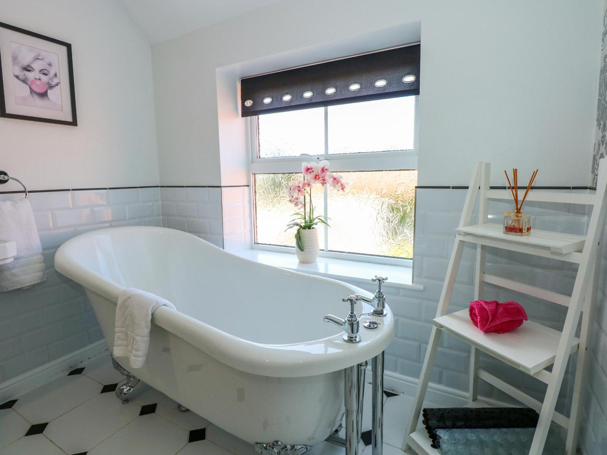 Holiday home The Granary